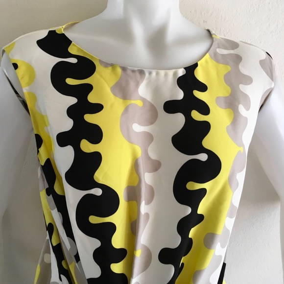 DIANE VON FURSTENBERG B&W Yellow Silk Twist Dress - Picture 4 of 8